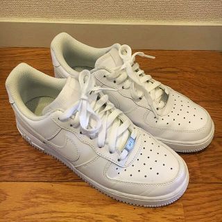 ナイキ(NIKE)のNIKEairfoce1 ホワイトスニーカー(スニーカー)