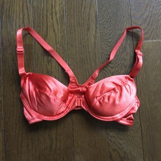 ヴィクトリアズシークレット(Victoria's Secret)のビクトリアシークレット  オレンジ  32A(ブラ)