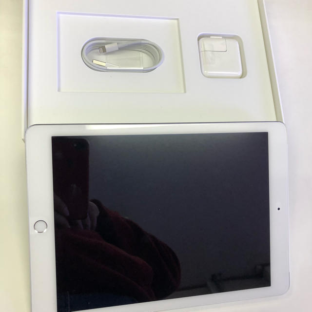 iPad Air2  付属品付き MGH72J/A