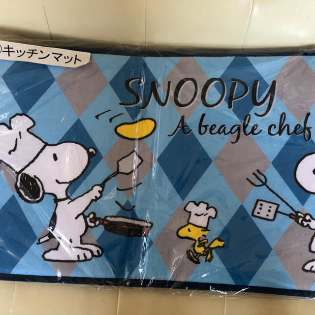 SNOOPY(スヌーピー)のスヌーピー キッチンマット インテリア/住まい/日用品のラグ/カーペット/マット(キッチンマット)の商品写真