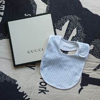 グッチ(Gucci)のまきまき様専用 GUCCI スタイ 新品未使用(ベビースタイ/よだれかけ)