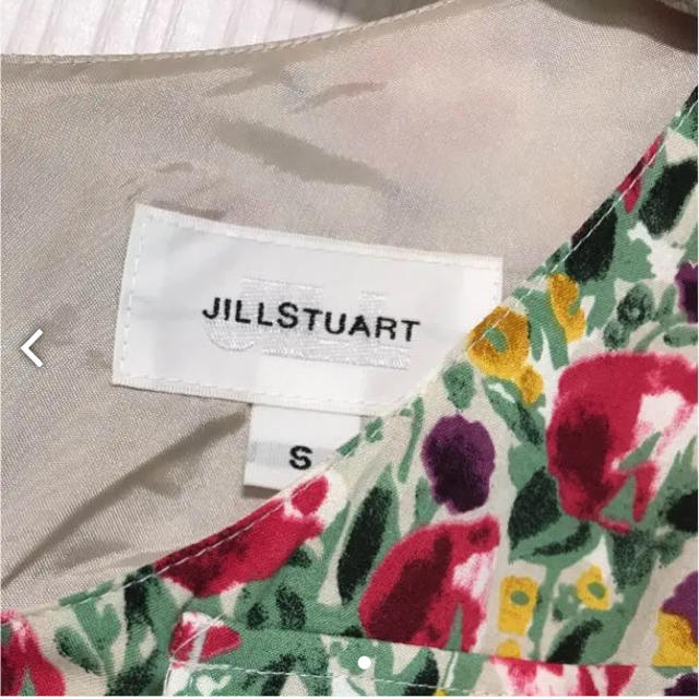 JILLSTUART(ジルスチュアート)のJILLSTUART フラワー柄 ワンピ レディースのワンピース(ミニワンピース)の商品写真