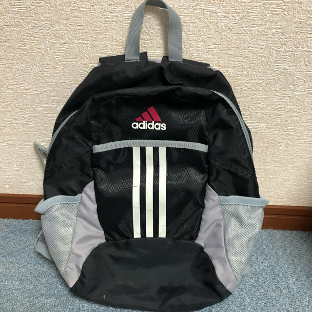 adidas(アディダス)のアディダス リュック 男の子 低学年 キッズ/ベビー/マタニティのこども用バッグ(リュックサック)の商品写真