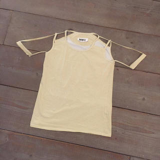 エムエムシックス(MM6)のMM⑥ 黄色い変形トップス(Tシャツ(半袖/袖なし))