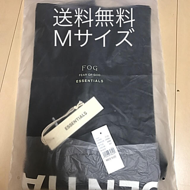 FEAR OF GOD(フィアオブゴッド)の新品 正規店購入 FOG ESSENTIALS ロンT  サイズ M ブラック メンズのトップス(Tシャツ/カットソー(七分/長袖))の商品写真