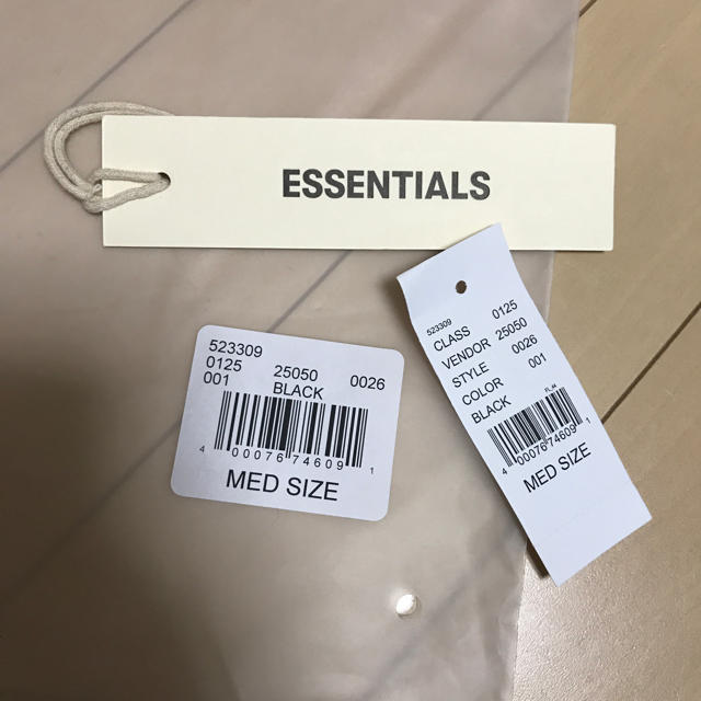 新品 正規店購入 FOG ESSENTIALS ロンT  サイズ M ブラック