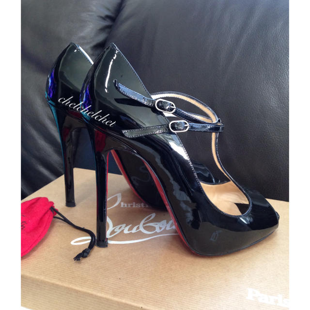 Christian christian louboutin パテント パンプスの通販 by chel|クリスチャンルブタンならラクマ Louboutin - 美品♡ルブタン 在庫得価