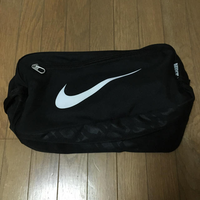 NIKE(ナイキ)のナイキ  シューズケース キッズ/ベビー/マタニティのこども用バッグ(シューズバッグ)の商品写真