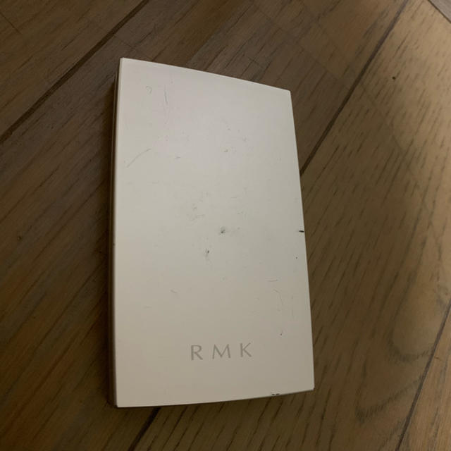 RMK(アールエムケー)のあやの様専用 RMK プレストパウダー 01 コスメ/美容のベースメイク/化粧品(フェイスパウダー)の商品写真