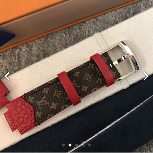 電池交換済 LOUIS VUITTON ルイヴィトン タンブール スリム Q1D02 キムジョーンズ  ストライプ  ホワイト レッド 白 赤 SS ステンレス 純正ベルト 純正尾錠 メンズ クォーツ【6ヶ月保証】【腕時計】