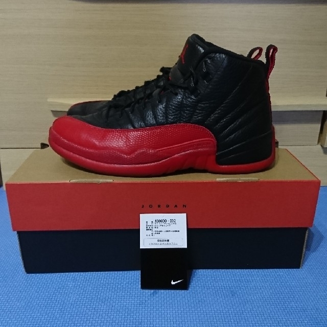 NIKE(ナイキ)のair jordan 12 retro bred flu game 26.5cm メンズの靴/シューズ(スニーカー)の商品写真