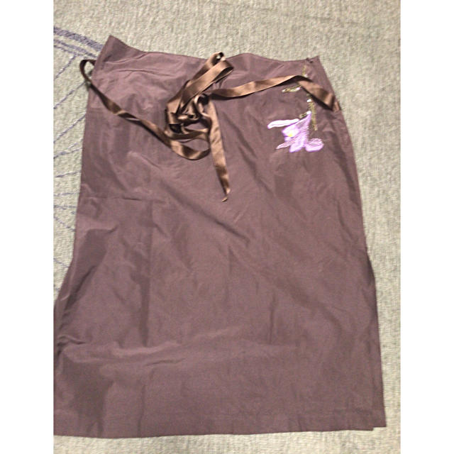 BLUE MARLIN(ブルーマーリン)のアンナモリナーリ ブルーマリン シルクスカート レディースのスカート(ひざ丈スカート)の商品写真