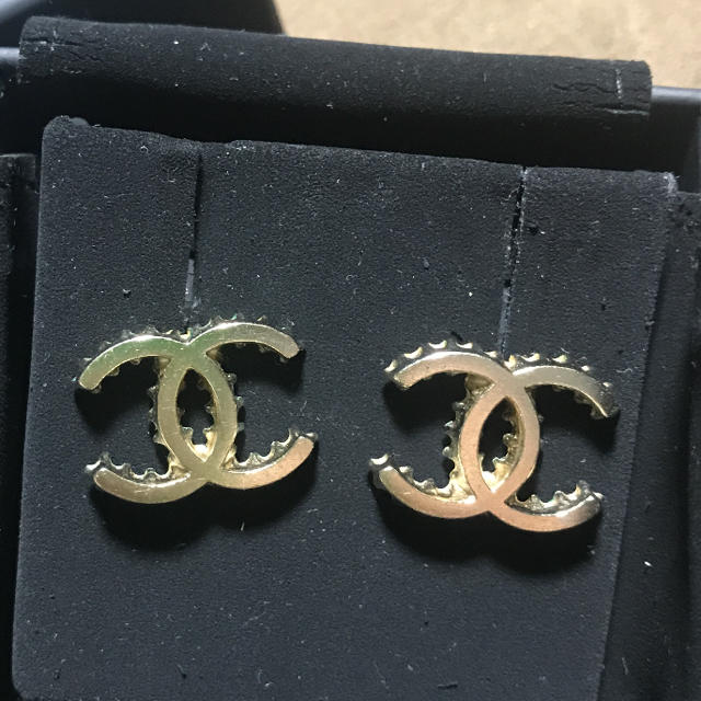 アクセサリーCHANEL シャネル ピアス