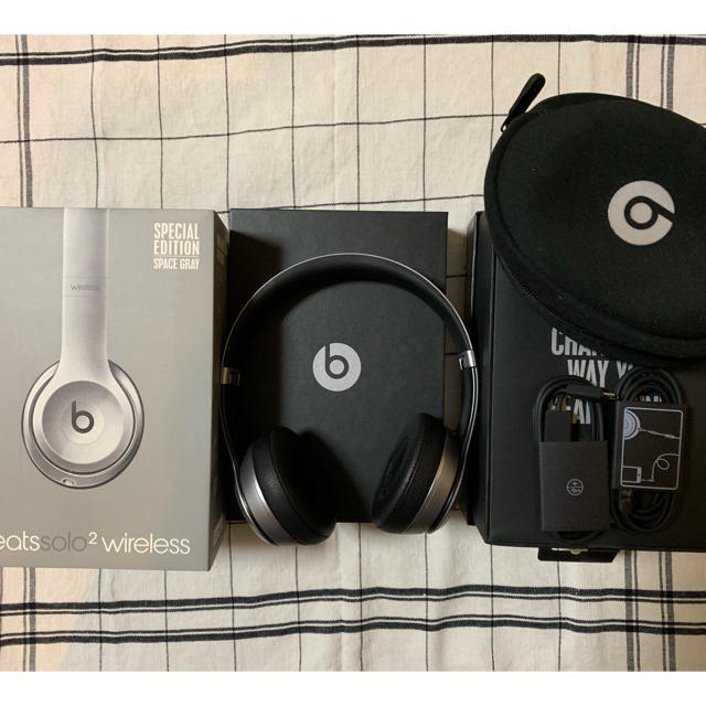 オーディオ機器Beats Solo2 wireless