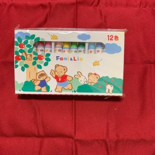 ファミリア(familiar)のファミリアクレヨン(クレヨン/パステル)