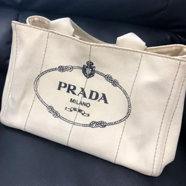 PRADA プラダ カナパトート  ホワイト