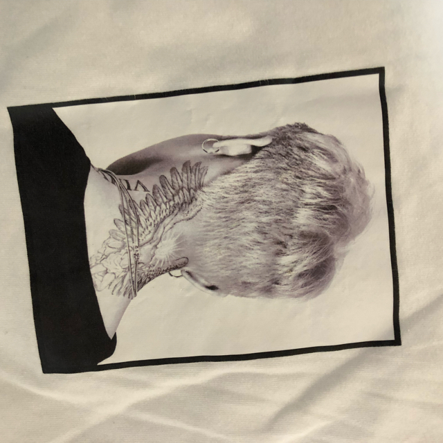 8seconds(エイトセカンズ)のエイトセカンズ ジヨン コラボTシャツ メンズのトップス(Tシャツ/カットソー(半袖/袖なし))の商品写真