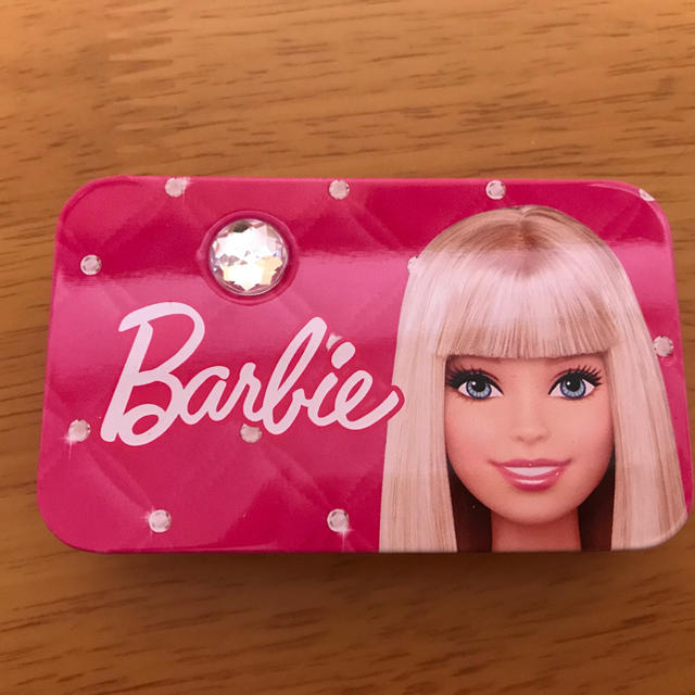 Barbie(バービー)のBarbie缶ケース エンタメ/ホビーのおもちゃ/ぬいぐるみ(キャラクターグッズ)の商品写真