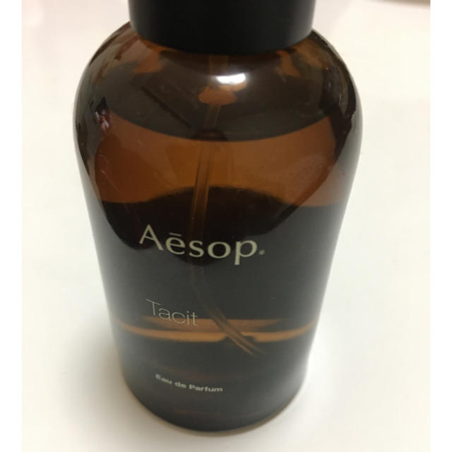 aesop 香水 タシット