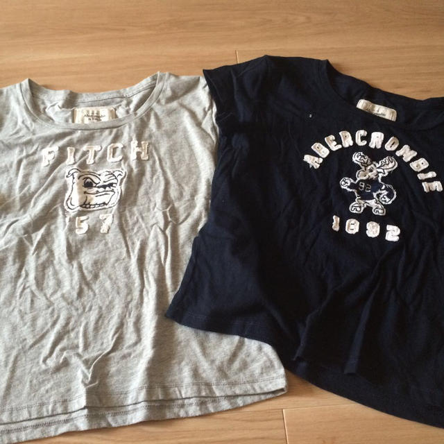 Abercrombie&Fitch(アバクロンビーアンドフィッチ)のアバクロTシャツセット レディースのトップス(Tシャツ(半袖/袖なし))の商品写真