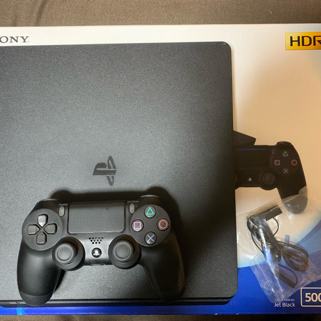 PlayStation4(プレイステーション4)のPS4 ジェット・ブラック 500GB CUH-2100AB01 エンタメ/ホビーのゲームソフト/ゲーム機本体(家庭用ゲーム機本体)の商品写真