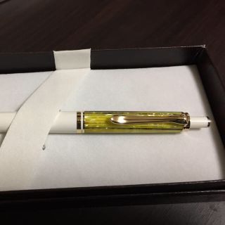 Pelikan - ペリカン ボールペン スーベレーンK400 ホワイトトータス