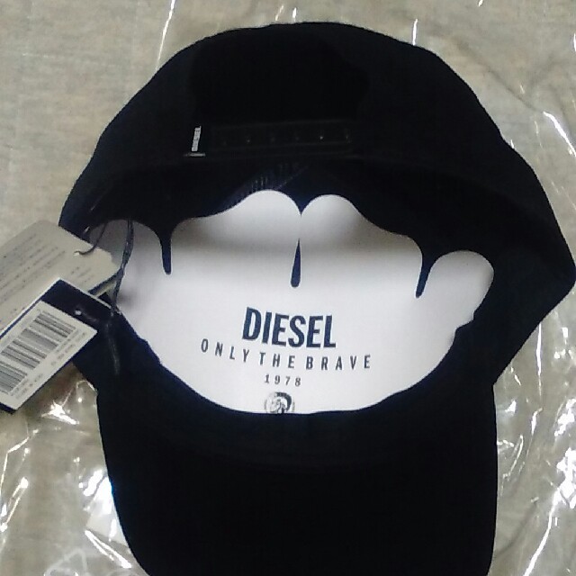 DIESEL(ディーゼル)のMuQ様専用DIESEL  キャップ　　　新品 メンズの帽子(キャップ)の商品写真