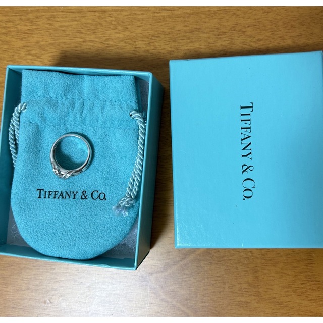 Tiffany & Co.(ティファニー)のティファニー シグネチャーリング 750 美品　SALE レディースのアクセサリー(リング(指輪))の商品写真