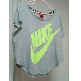 ナイキ(NIKE)のNIKE☆Tシャツ☆クルーネック(Tシャツ(半袖/袖なし))