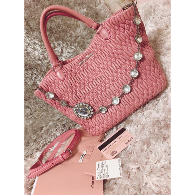 miumiu ナッパクリスタル