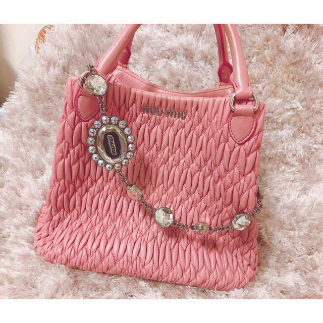 miumiu ナッパクリスタル