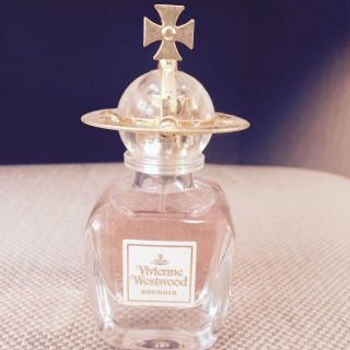 ヴィヴィアンウエストウッド(Vivienne Westwood)のvivienne オードパルファム値下！(香水(女性用))