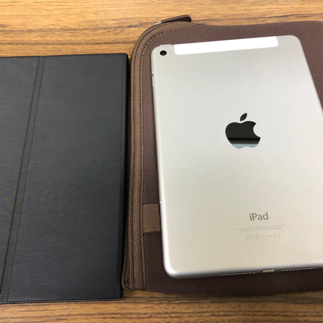 iPad(アイパッド)のiPad mini4 Wi-Fi＋LTE 美品 docomo ケースセット  スマホ/家電/カメラのPC/タブレット(タブレット)の商品写真