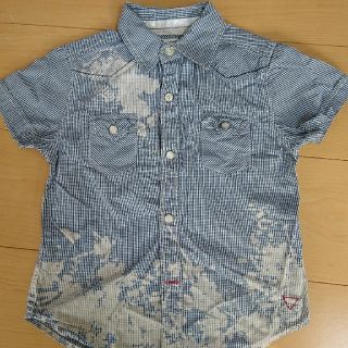 ゲス(GUESS)のGUESS カジュアルシャツ 最終再値下げしました！(ブラウス)