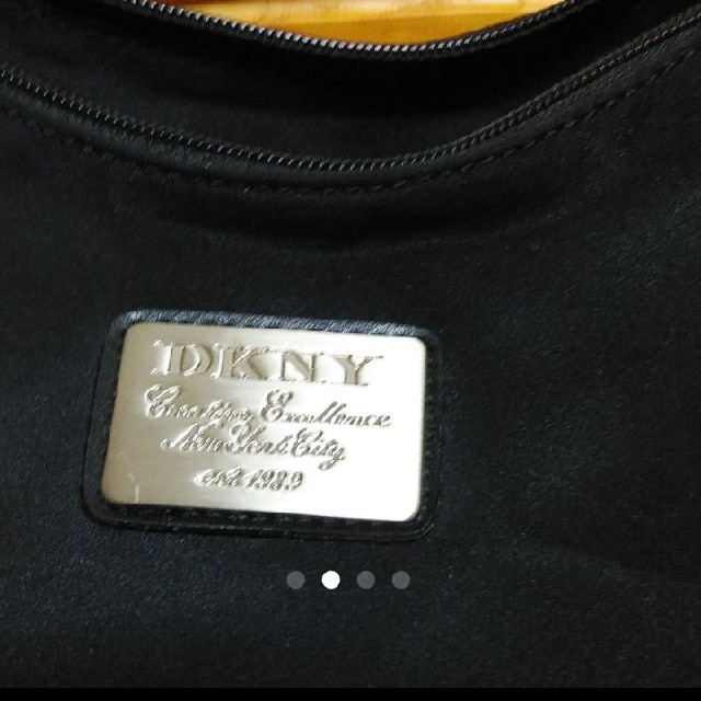 DKNY(ダナキャランニューヨーク)の♡気まぐれSALE♡DKNY☆ハンドバッグ レディースのバッグ(ハンドバッグ)の商品写真