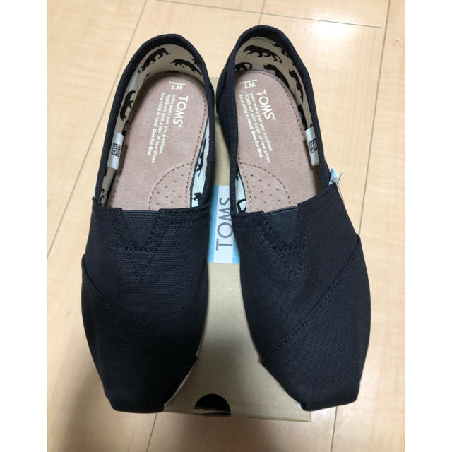 TOMS Classic Black 24cm  トムズ