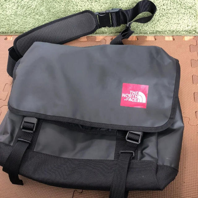 THE NORTH FACE(ザノースフェイス)のTHE NORTH FACE ショルダーバッグメッセンジャー その他のその他(その他)の商品写真