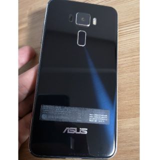 エイスース(ASUS)のzenfone3 32GB ZE520KL simフリー(スマートフォン本体)