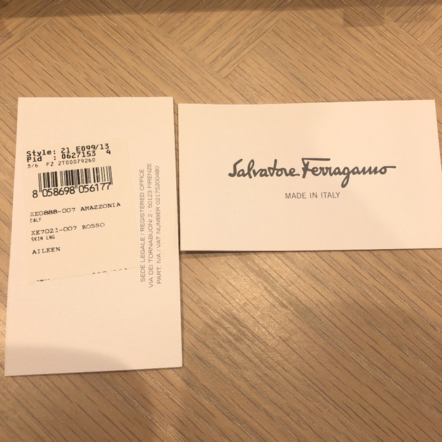 Salvatore Ferragamo(サルヴァトーレフェラガモ)の【新品希少品】フェラガモ ハンド&ショルダーバッグ カーフスキン レディースのバッグ(ハンドバッグ)の商品写真