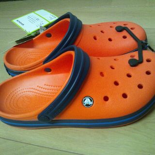 クロックス(crocs)のcrocs クロックス クロックバンド オレンジ×ネイビー 27cm(サンダル)