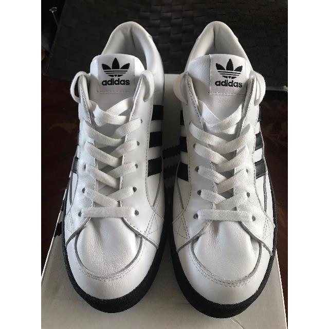 adidas(アディダス)のAdidas Palace Camton White/Black メンズの靴/シューズ(スニーカー)の商品写真