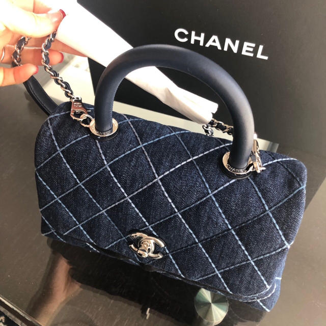 新品 未使用 シャネル CHANEL ココハンドル デニム 新品 未使用 シャネル CHANEL ココハンドル デニム