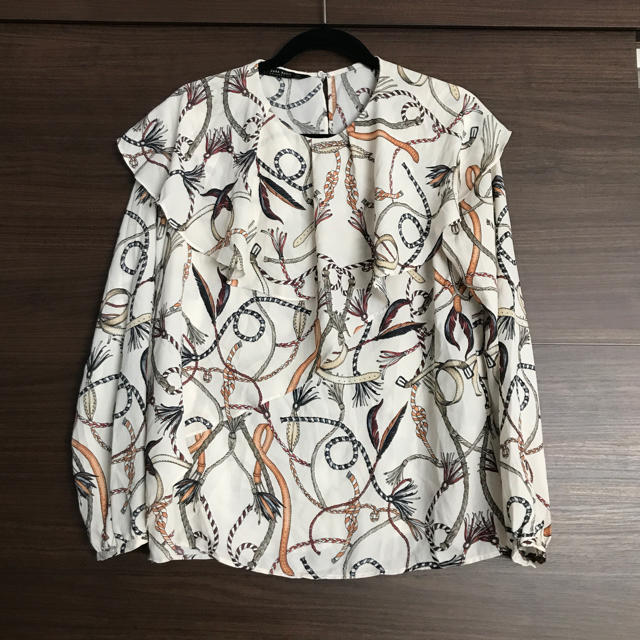 ZARA(ザラ)のZARA シフォンブラウス ザラ  レディースのトップス(シャツ/ブラウス(長袖/七分))の商品写真