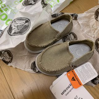 クロックス(crocs)のクロックス 新品 タグ付き C6.7 14から15センチ(スリッポン)