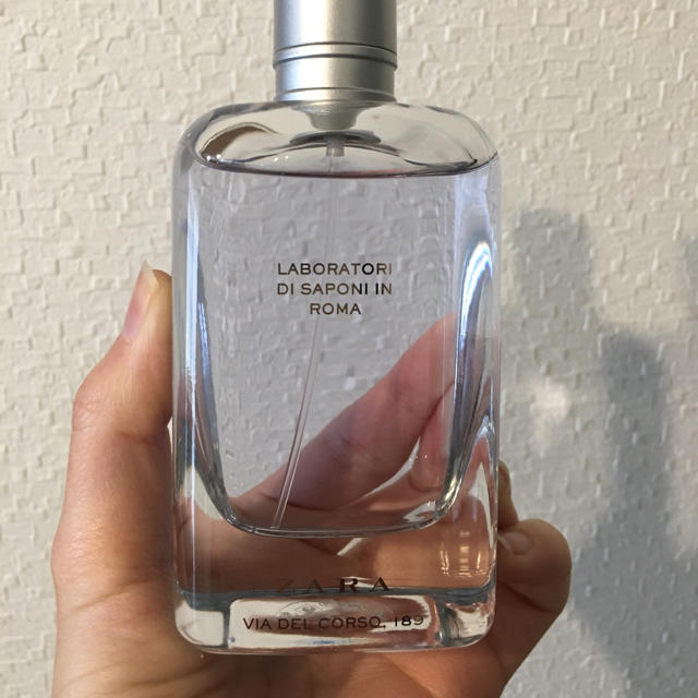 ZARA(ザラ)のZARA オードトワレ 100ml コスメ/美容の香水(香水(女性用))の商品写真