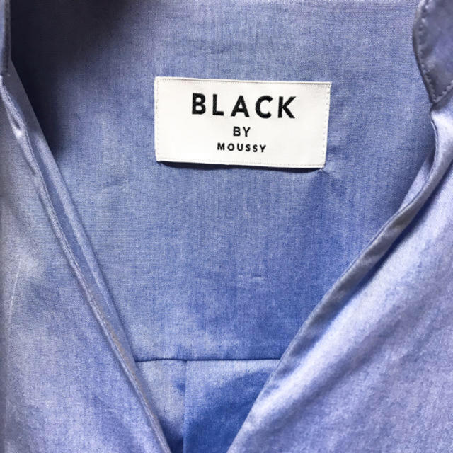 BLACK by moussy(ブラックバイマウジー)の春物♡ブラックバイマウジー ブルーシャツ レディースのトップス(シャツ/ブラウス(長袖/七分))の商品写真