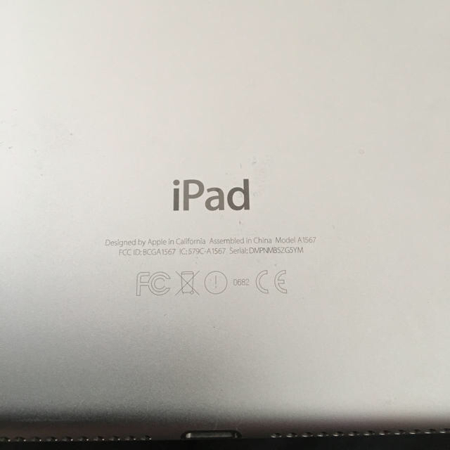 iPad(アイパッド)のちゃんまんさん専用iPad AIR2 64GB ★ジャンク品、部品取り用★ スマホ/家電/カメラのスマートフォン/携帯電話(スマートフォン本体)の商品写真