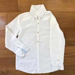 ザラキッズ(ZARA KIDS)のZARA BOYS /ザラボーイズ 白ボタンダウンシャツ サイズ152(ブラウス)