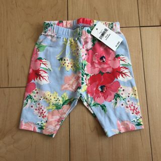 ベビーギャップ(babyGAP)の新品未使用 babyGAP 花柄レギンス 50cm(パンツ)