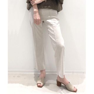 アパルトモンドゥーズィエムクラス(L'Appartement DEUXIEME CLASSE)の新品タグ付 アパルトモン Linen Cropped パンツ 36(クロップドパンツ)